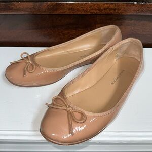 Banana republic tan robin ballet flats 5.5